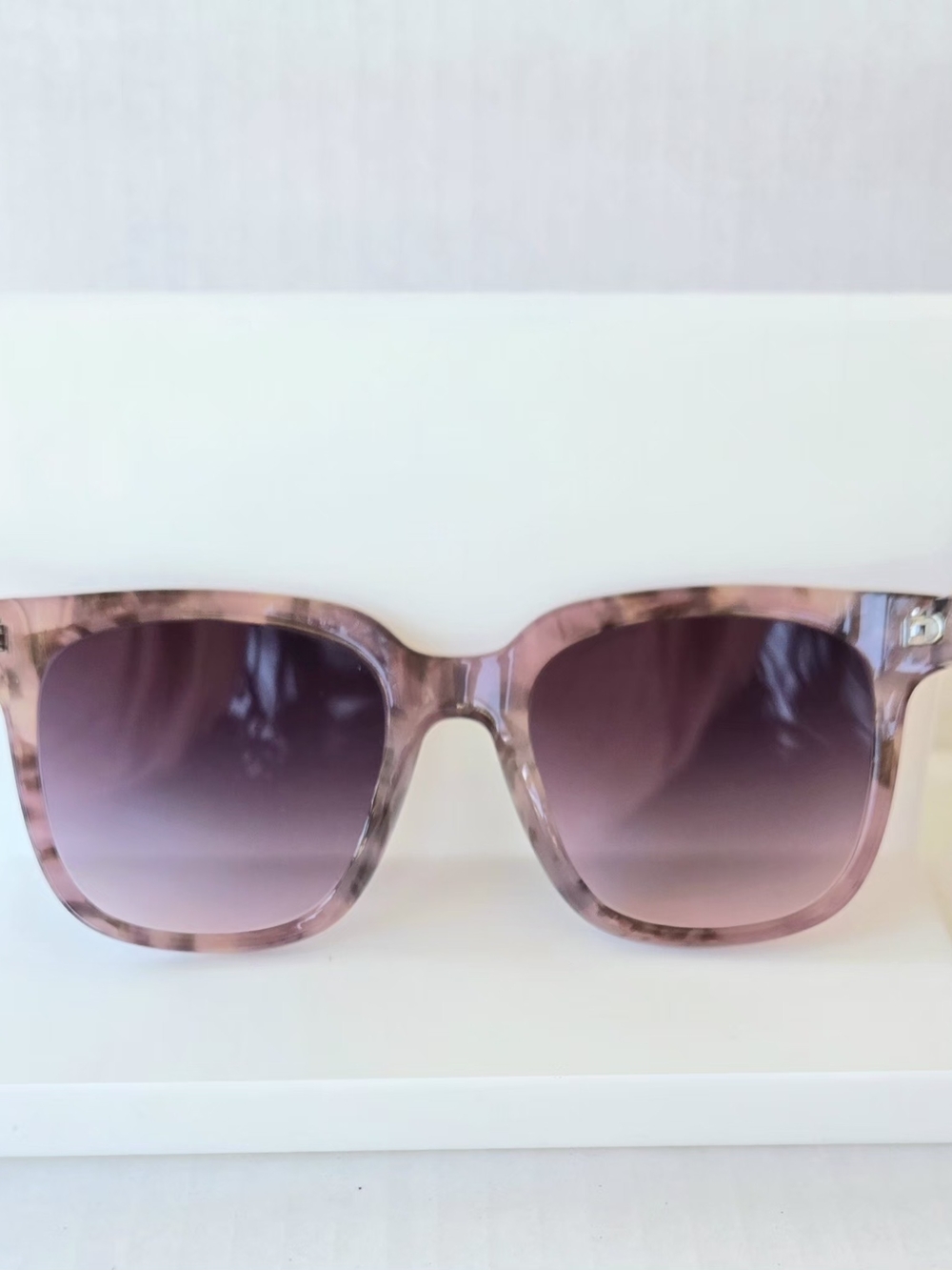 J.CREW Pink Square Tortoiseshell Oversized Sunglasses With Matching Pouch - Picture 5 of 6